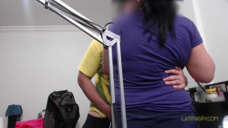 Latinaspy: Ep08 Someones stepmom got nutted on