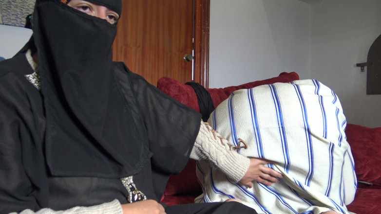 Souzan Halabi: Naughty Muslim Aunty Loves Having Anal Sex with Stepson
