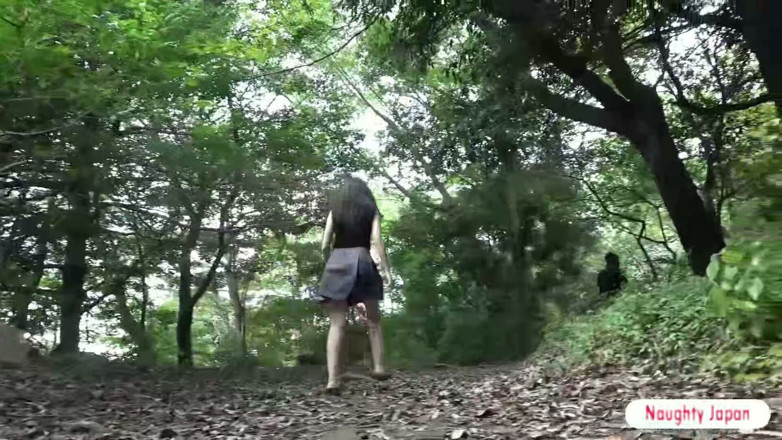 Neon Tenshi: Si cantik langsing yang sudah berkahwin ditangkap oleh suaminya, dibawa...