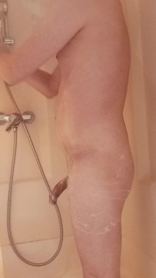 MrBurtzel: In the Shower
