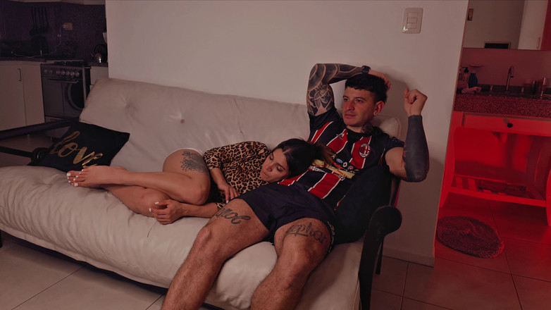 Sweet American: Minha Meia-irmã, a Tiktoker, É Uma Comedora De Pau