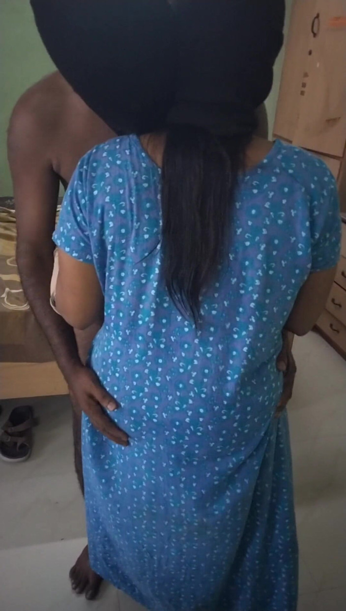 Benita sweety: Jilat ketiak panas dan menghisap pepek– jilat sangat