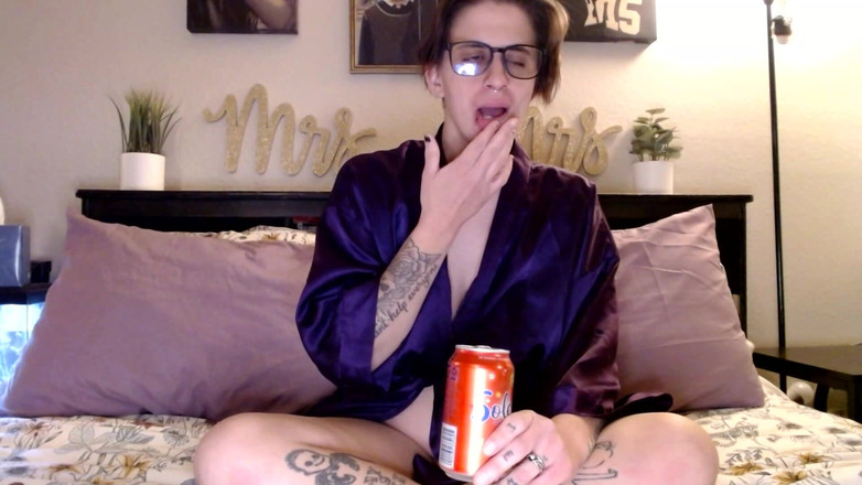 Abby Anna: Úleva od burp tvrdé studené bradavky