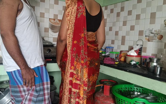 Pushpa studio: House Wife Suck Neighbour in Kitchen When Husband Not There...