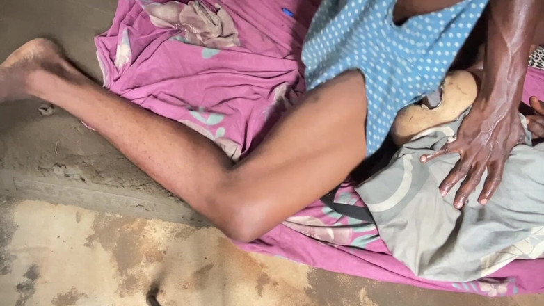Bangcum8: Sexe avec mes pieds avec ma salope à gros cul