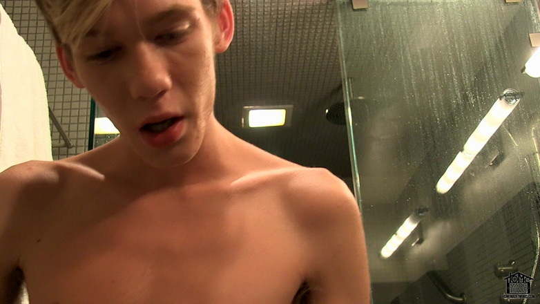Homemade Twinks: Twink pik strelen met Tyler