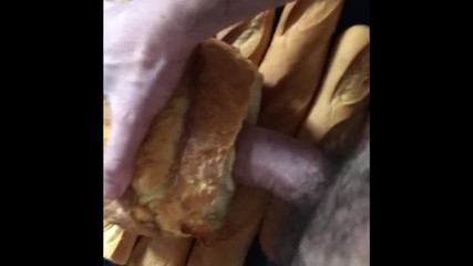 Francesco Spinozzi: Šukání bochníku chleba