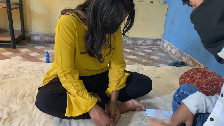 Indian Teen Girl's: Seks na świeżym powietrzu przyrodni brat i przyrodnia siostra na zewnątrz...