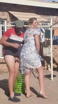 Outdoor Fucking While Taking off the Laundry