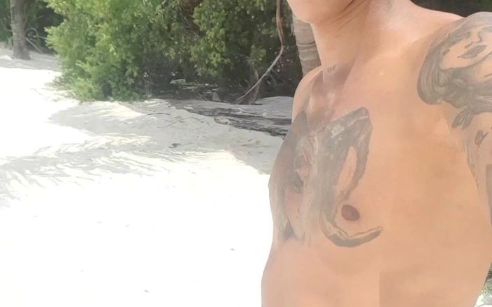 EL CHICLE TV: Hari yang penuh dengan pantai dan matahari, hari yang sangat...