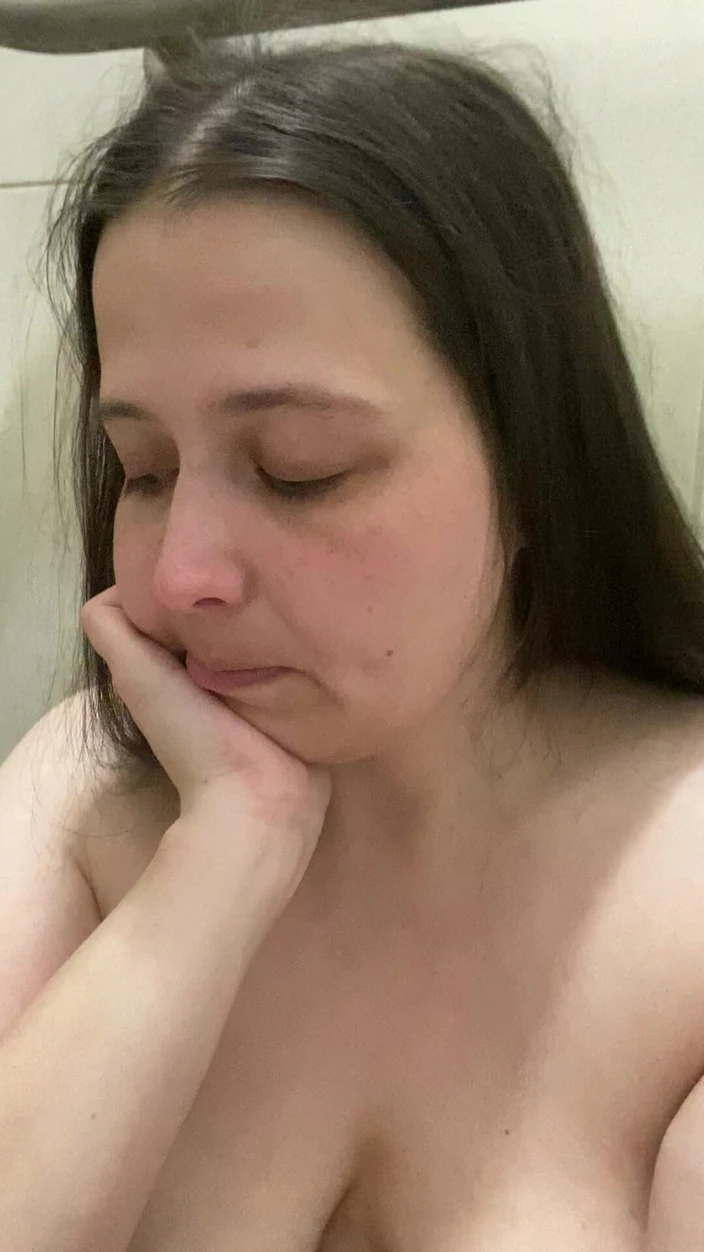 MissChrystalline: Rose Toy Orgasm
