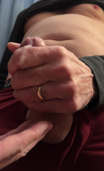 Tyler8: Tiada apa-apa seperti menghisap zakar yang baik dan melancap