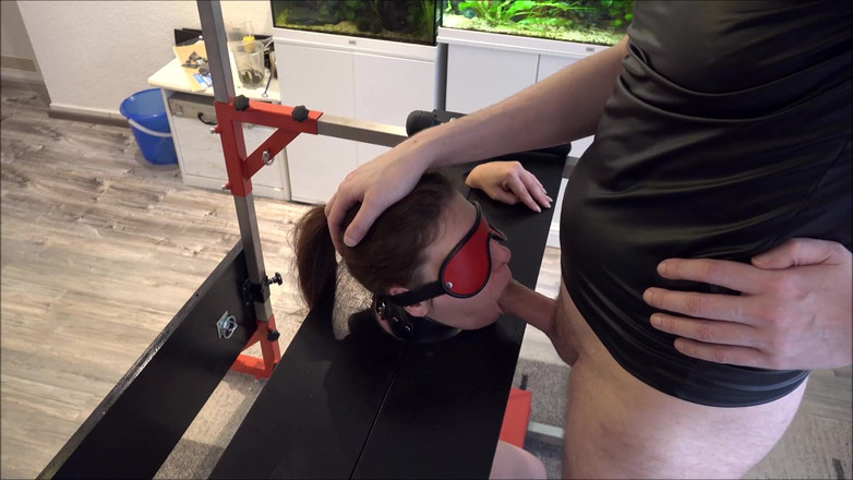 Master-Thomas: Slave Defenseless in the Pillory Driven to Orgasm on Sybian...