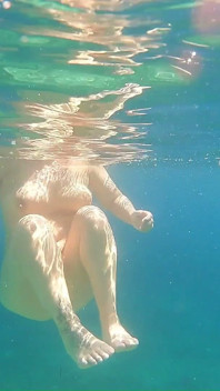 Kinky Couple - Curvy Big Ass Sardinia Beach