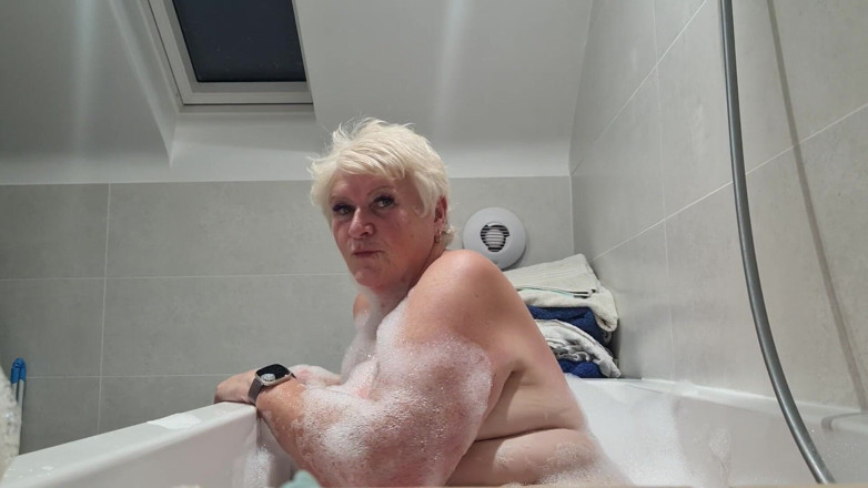 Uk Joolz: L'ora del bagno bubblez