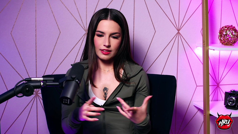 Holly Randall Productions: Chanel Camryn: How Avn’s Best Newcomer Found Strength in Adversity