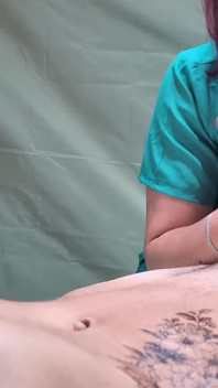 Dokter! Maak Mijn Ballen Leeg Alsjeblieft!