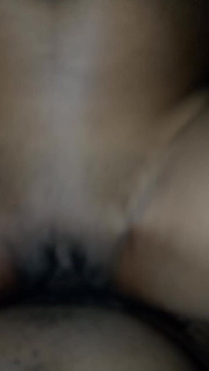 Me and my new slut: Deszczowy seks, brak prezerwatywy, najlepsze uczucie w historii