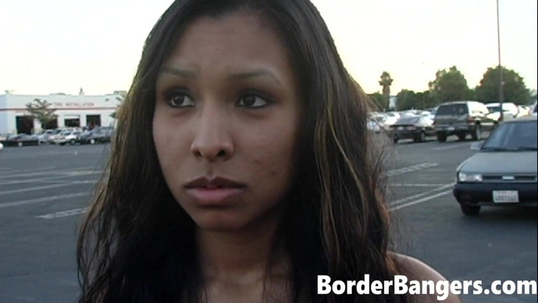 Border Bangers: Seksowna Latynoska Nataly Rosa rucha agenta straży granicznej