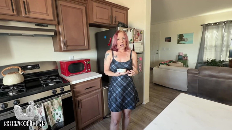 Jane Cane: Blonde milf stieftante beoordeelt de harde pik van haar neef -...