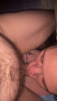 Pada suatu waktu aku benjik blowjob ...