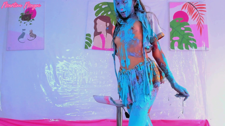 MartinaMagni: Wam!! Martina je potrestána nepořádkem barevného slizu