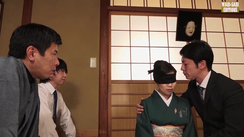 MILF, Wabi-Sabi Editions: 에로틱한 드라마 극장 우아한 여관 주인과의 관능적인 만남 - 씬.4