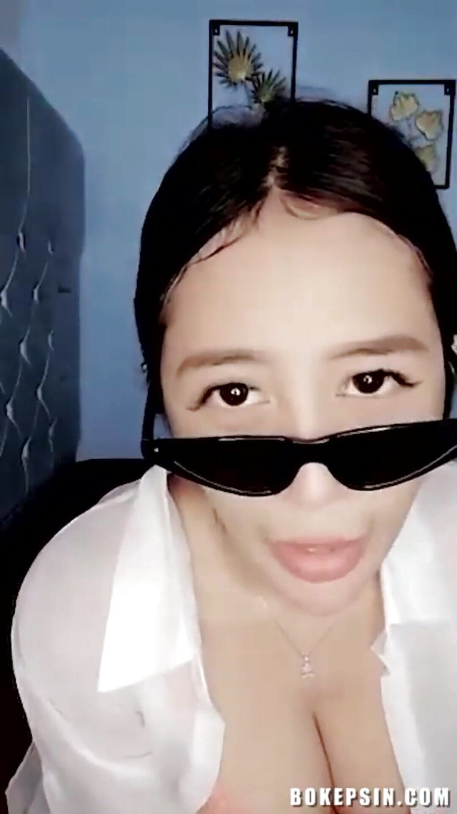 Don't You Want to Be Shaken Like This Until It Breaks in My Pussy? (Indoseblay) Don't You Want to Be Shaken Like This Until It Breaks in My Pussy? (Indoseblay)