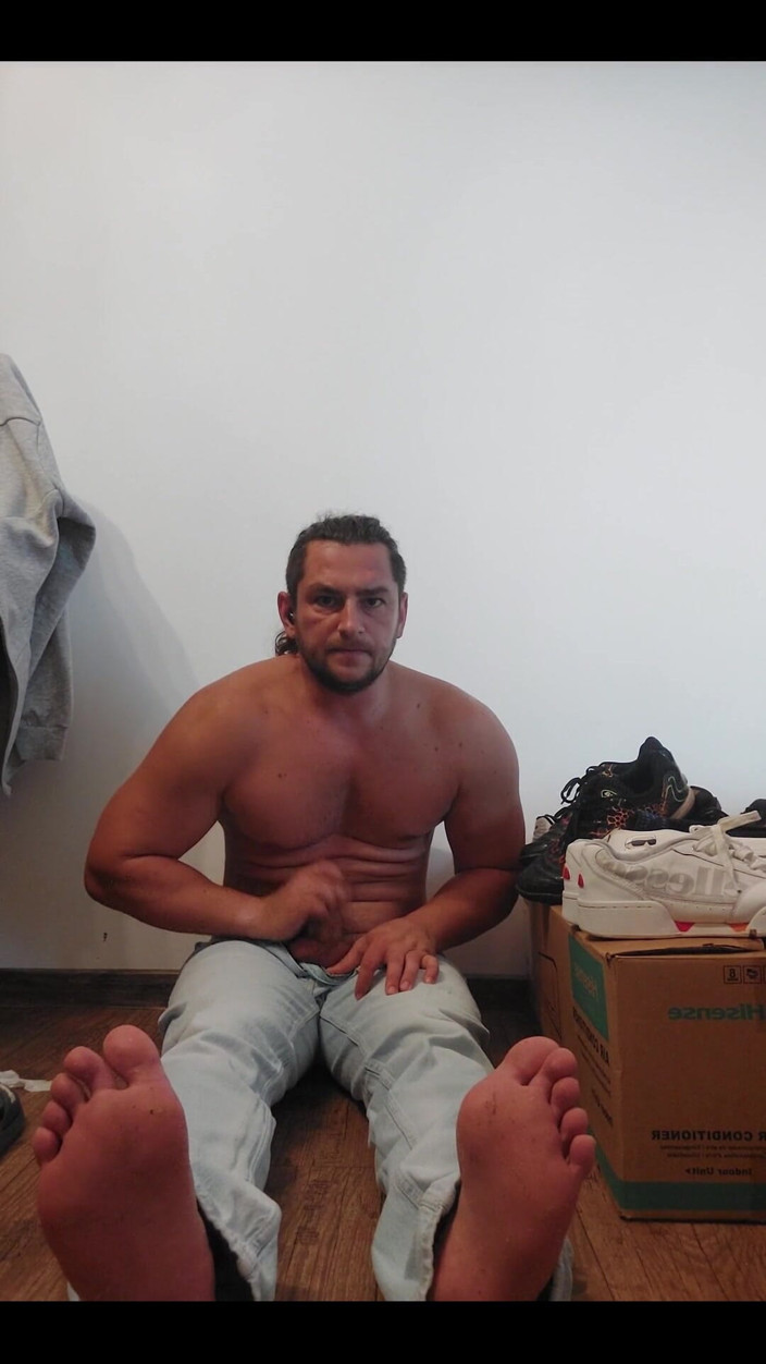 Michael Ragnar: Velký výstřik