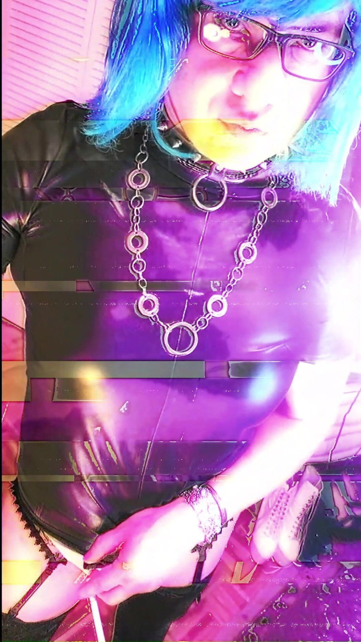 kandiKane: Sissyslut Kandi - juego anal trance - video musical