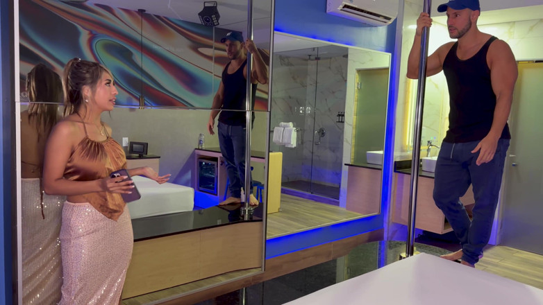 Duncan Saint: Crazy MILF Squirts Milk All Over Me While Being Fucked