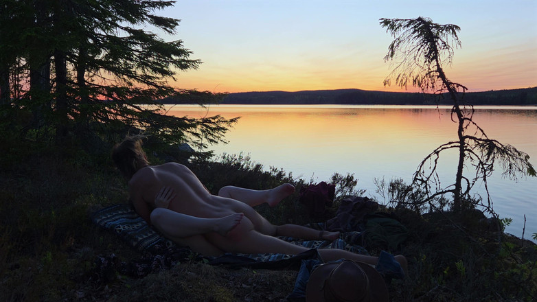 Sessa Skye: Sexo ao ar livre à beira-mar - Rosyskye