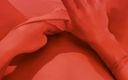 Red room dreams: Verlegen meisje met een verlegen orgasme