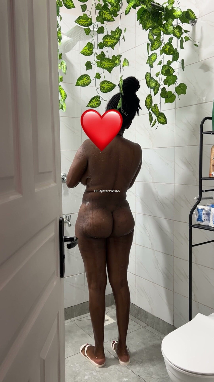 Its Nyota: Girl Taking a Relaxing Shower