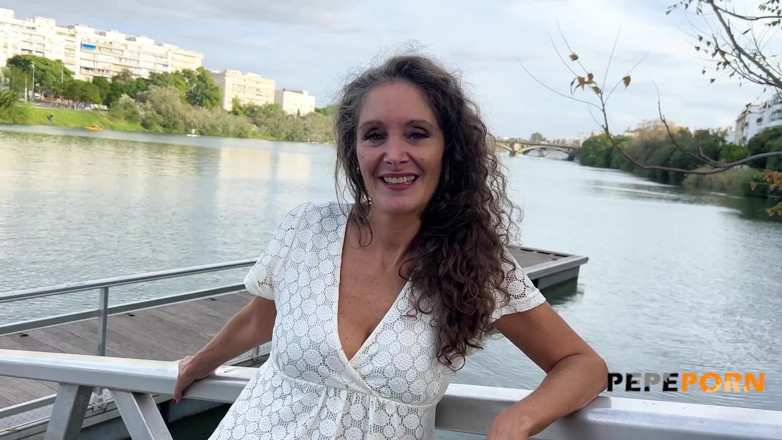 PepePorn: Enjoy 40-year-old Mavi Who's Very Kinky