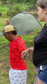Ich nehme meine reiche schwangere Flitterwochen-Freundin mit auf einen Campingplatz und schiebe ihr meinen reichen, riesigen Schwanz in ihren schmalen Arsch.
