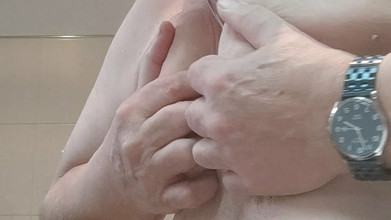 Karlchengeil: Boobie Play