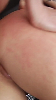 Dollie Darkko Tatooed 荡妇