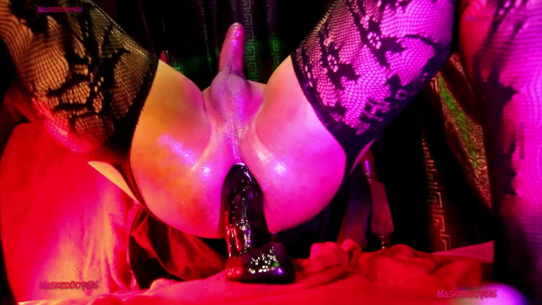 Maskedboy616: Training My Hole, Doing Glute Bridges on Top of My...