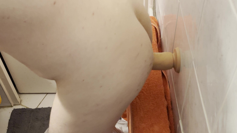 Aimeronds: Potajemnie czerpię przyjemność z mojego dildo