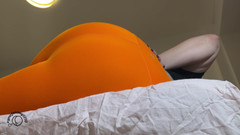 Your fantasy studio: Prdění v mých oranžových legínách Po cvičení
