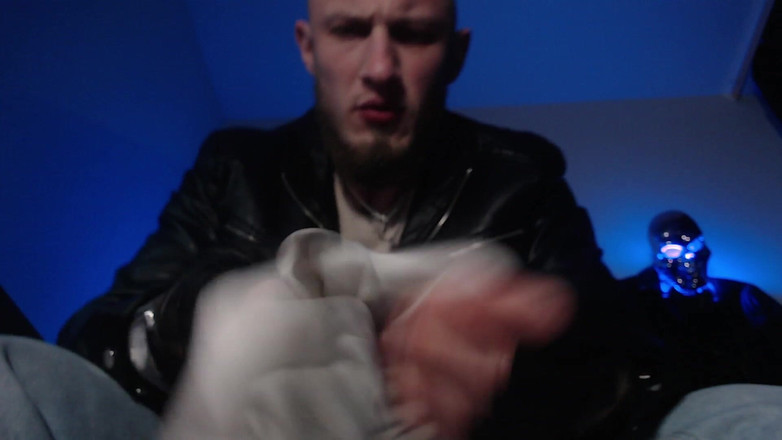 Hunky time: Kožená Alfa Dominuje