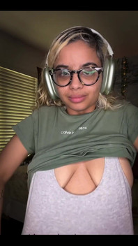 God Damn My Sports Bra Stretched Over My Tits Looked Good