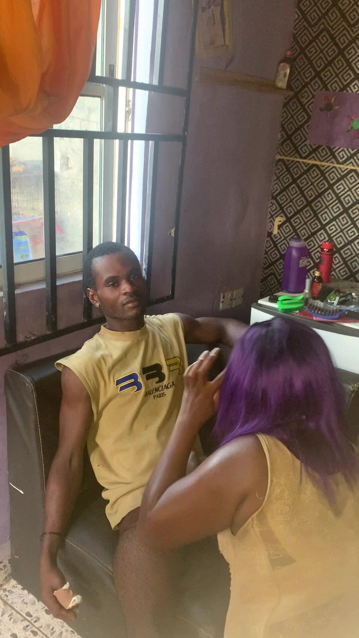 Enyival: Šukám manželku mého bratra