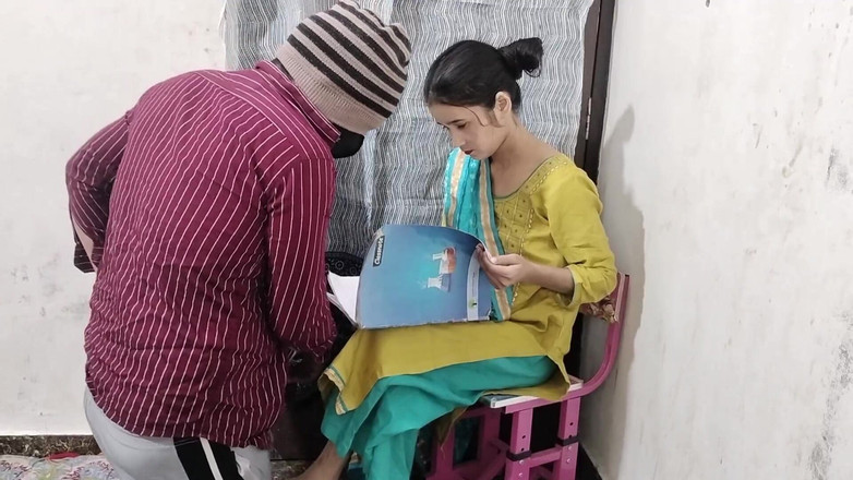 NAASRIN KHAN: Profesorul Ne Apne Student Ko Boli Chodne Ko
