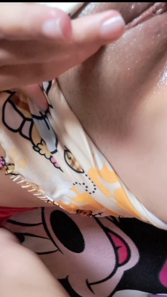 Yulieth Gomez: 妻が朝食に体を差し出す