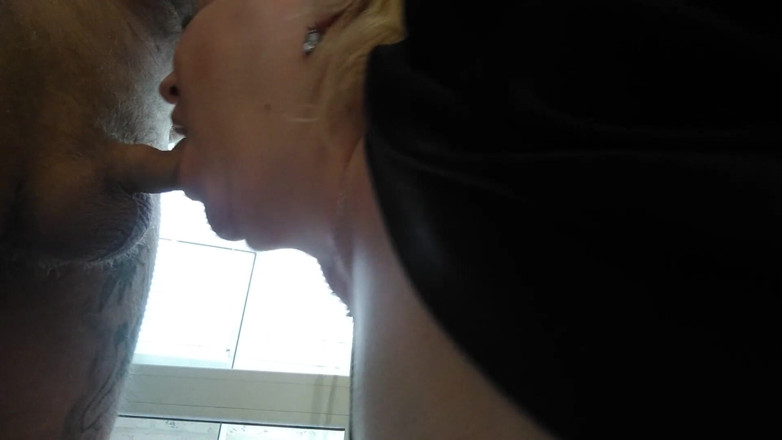 Zona901: She caresses my cock swallowing it and gets a surprise...