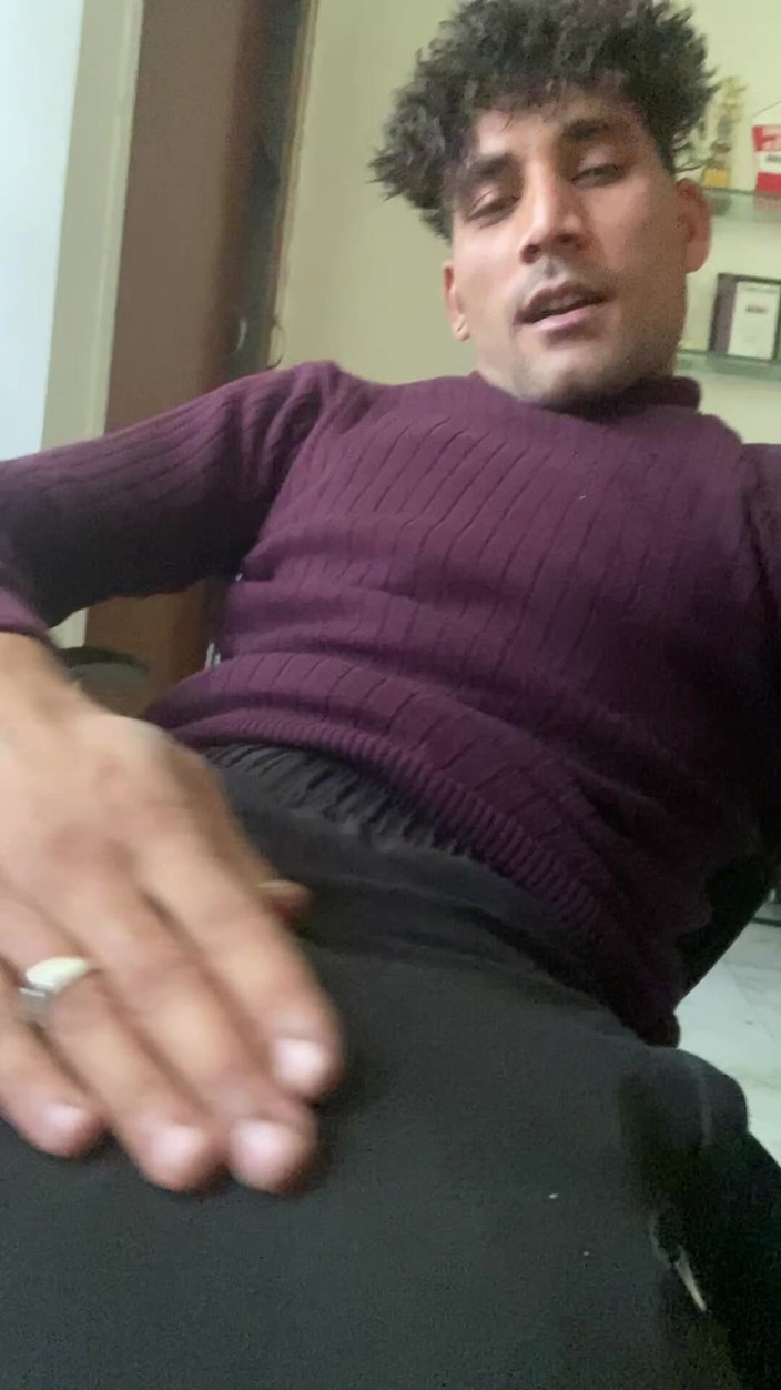 WeakBond365: Nedělní užijte si s mým krásným ptákem