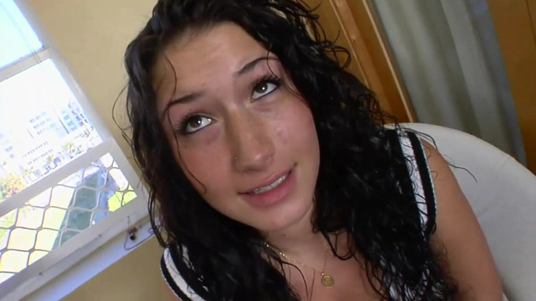Just Great Ass: Morena com bunda grande leva um bom pau dentro de...