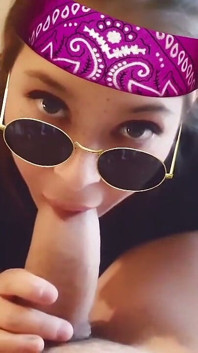 Sucking Cock of 21 Centimeter